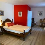 Отель Altstadthotel Wilde Rose Эппинген