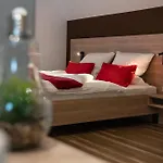 Altstadthotel Wilde Rose *