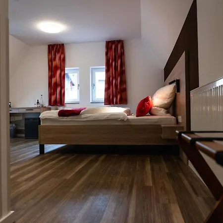 Altstadthotel Wilde Rose *