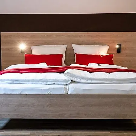 Altstadthotel Wilde Rose 3*